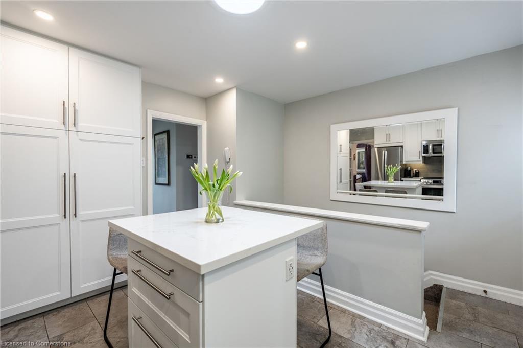 681 8 Highway Property Photo 9