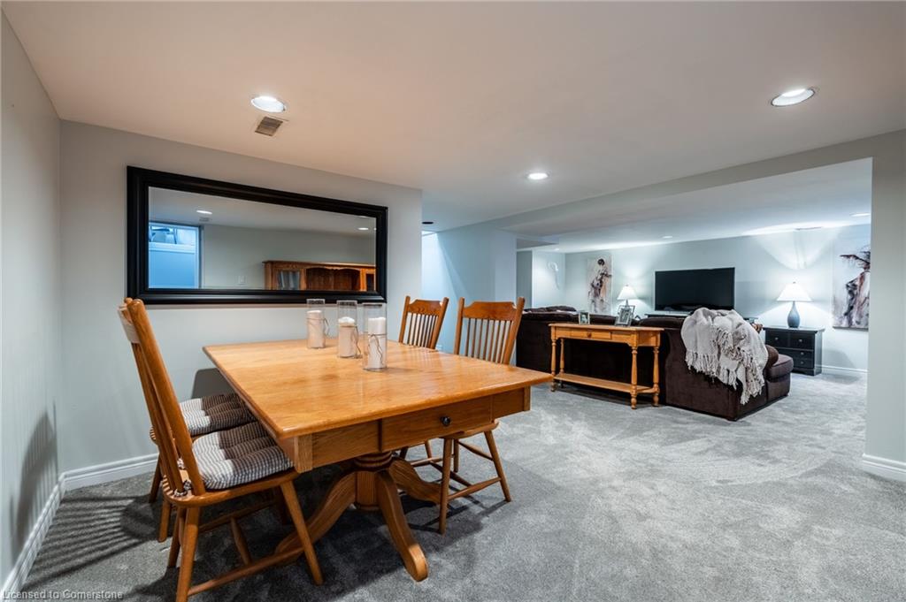 681 8 Highway Property Photo 16