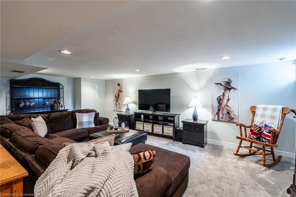 681 8 Highway Property Photo 17