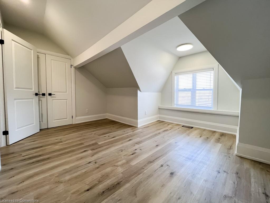 3-396 Barton Street Property Photo 5
