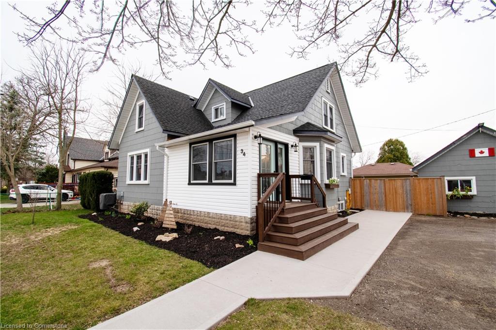 34 Venison Street W Property Photo