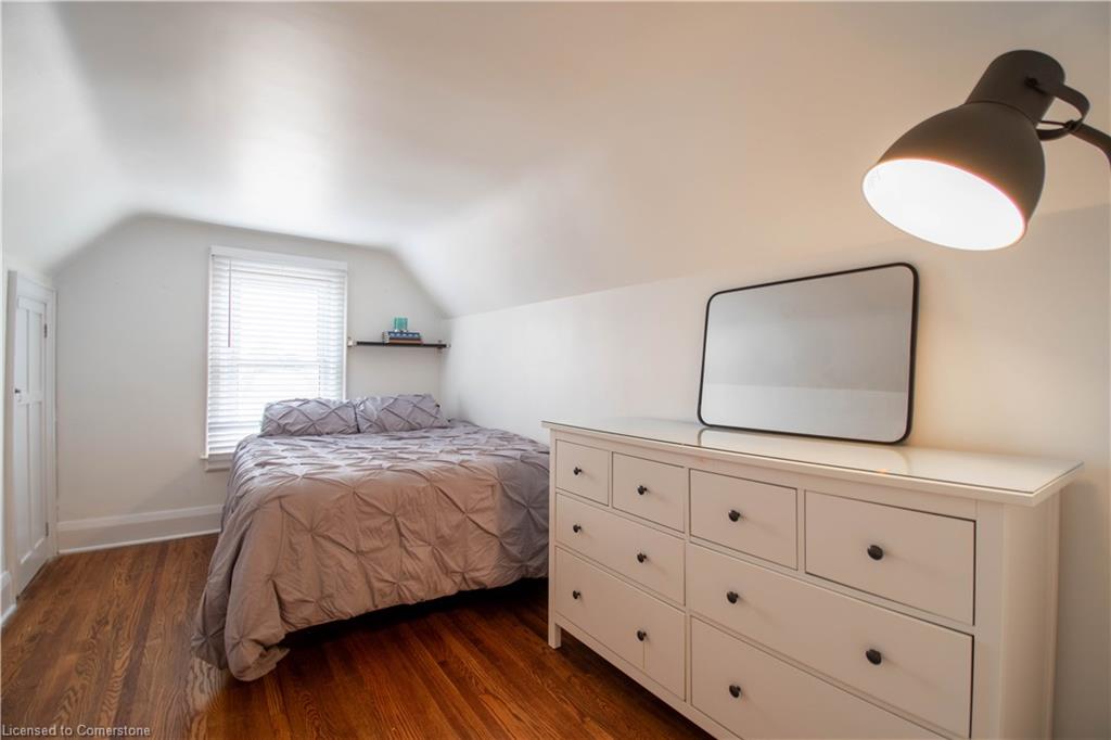34 Venison Street W Property Photo 18