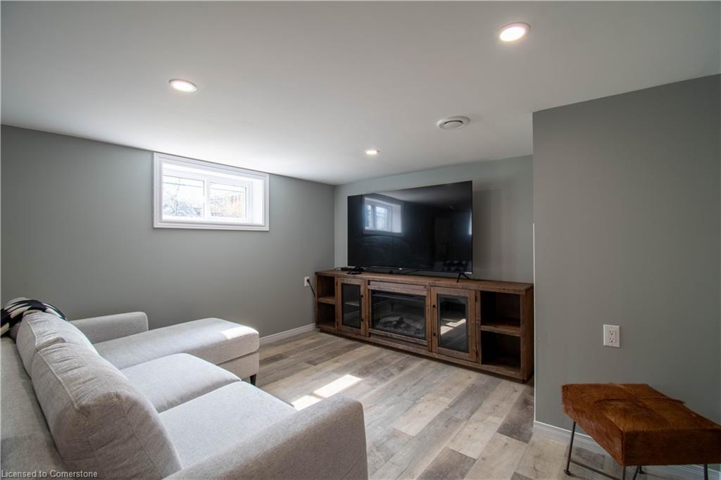 34 Venison Street W Property Photo 21