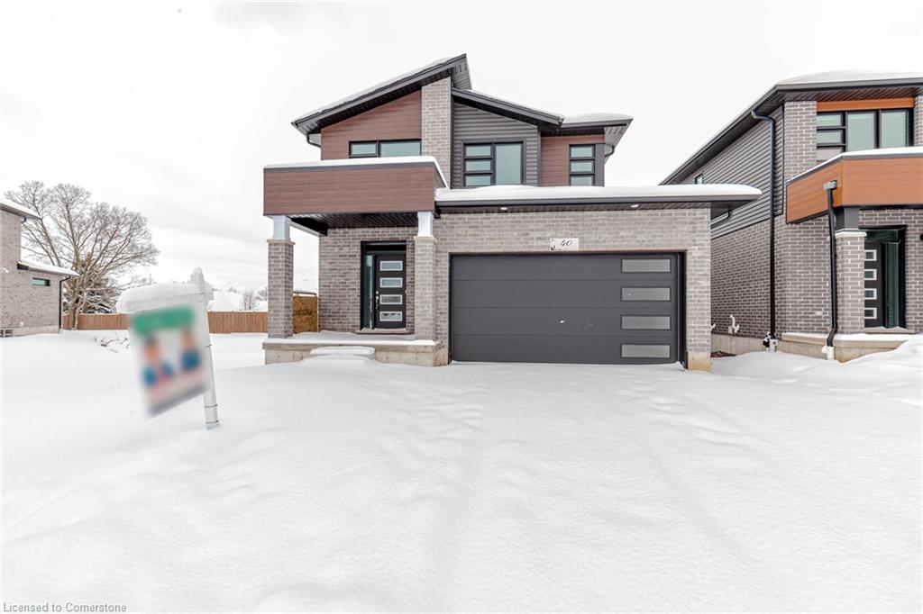 40 Moon Crescent Property Photo