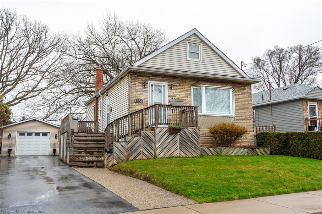 668 Burgess Avenue Property Photo