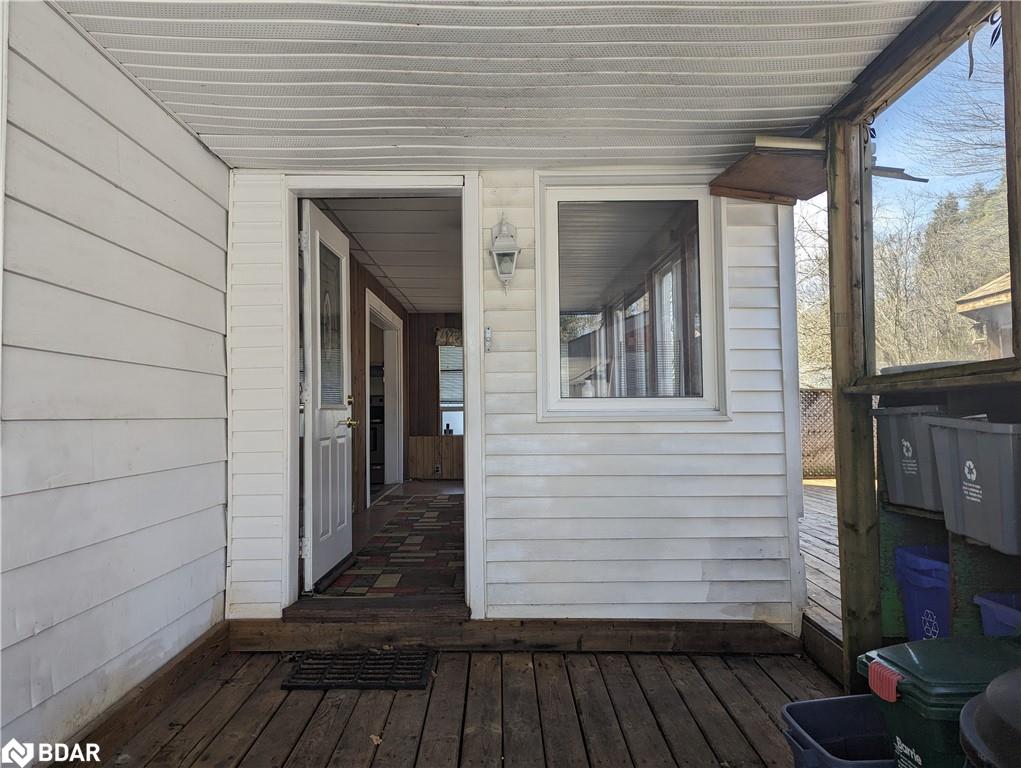 388 Edgehill Drive Property Photo 5