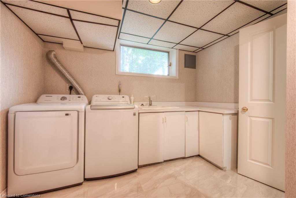 15 Hawthorne Road Property Photo 41