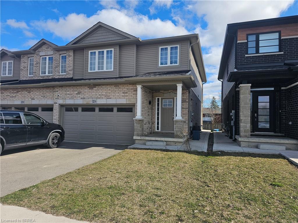 A-525 Grey Street Property Photo