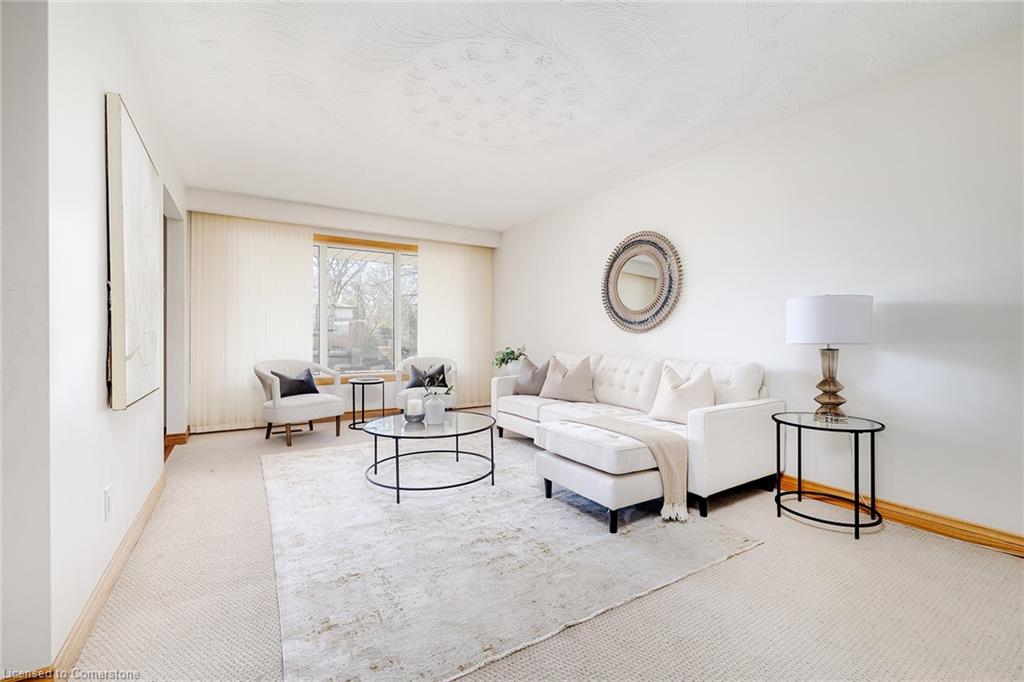 100 Hadeland Avenue Property Photo 3