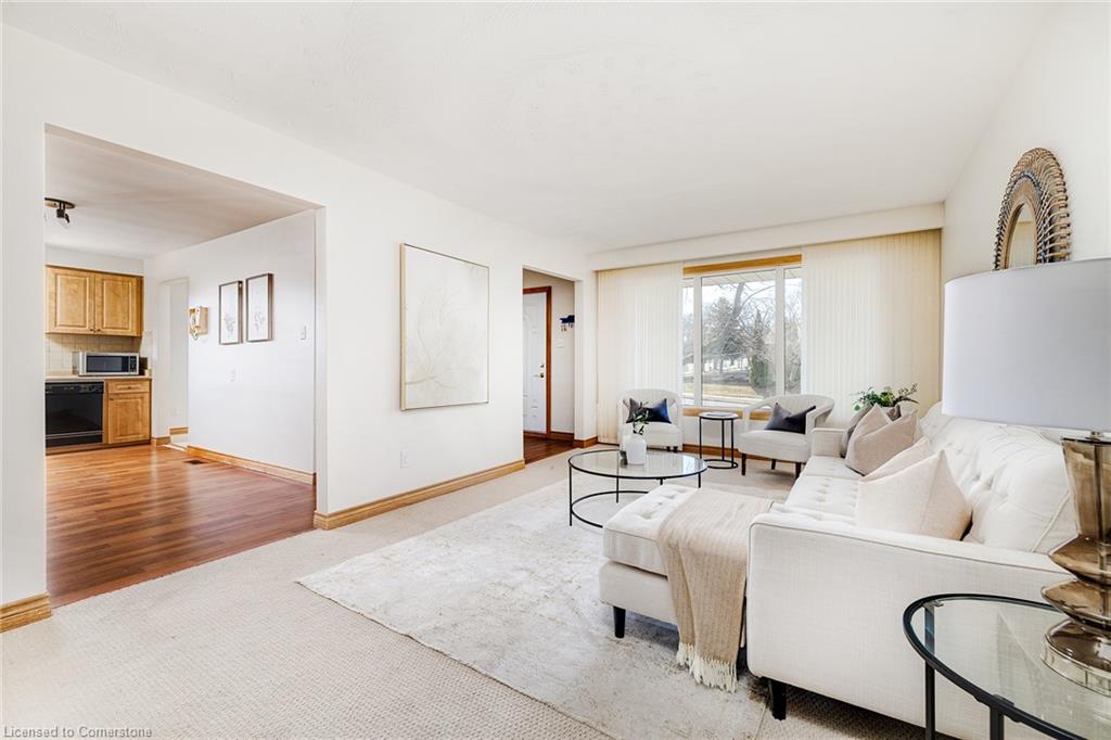 100 Hadeland Avenue Property Photo 4