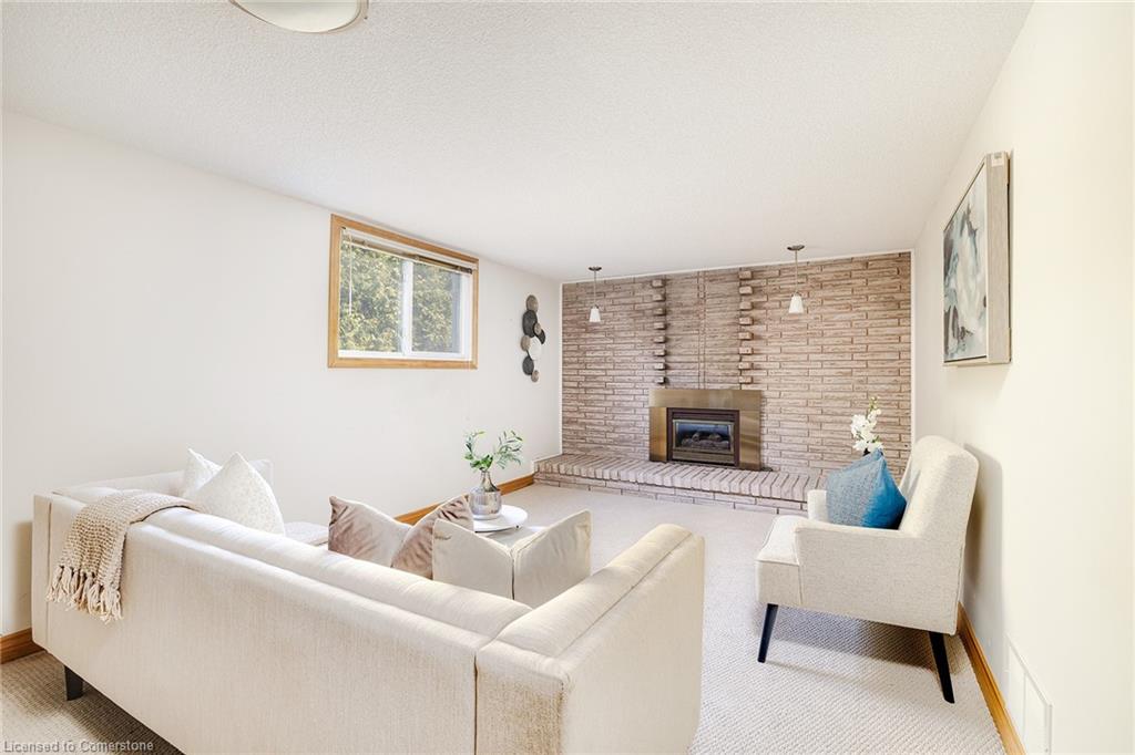 100 Hadeland Avenue Property Photo 17