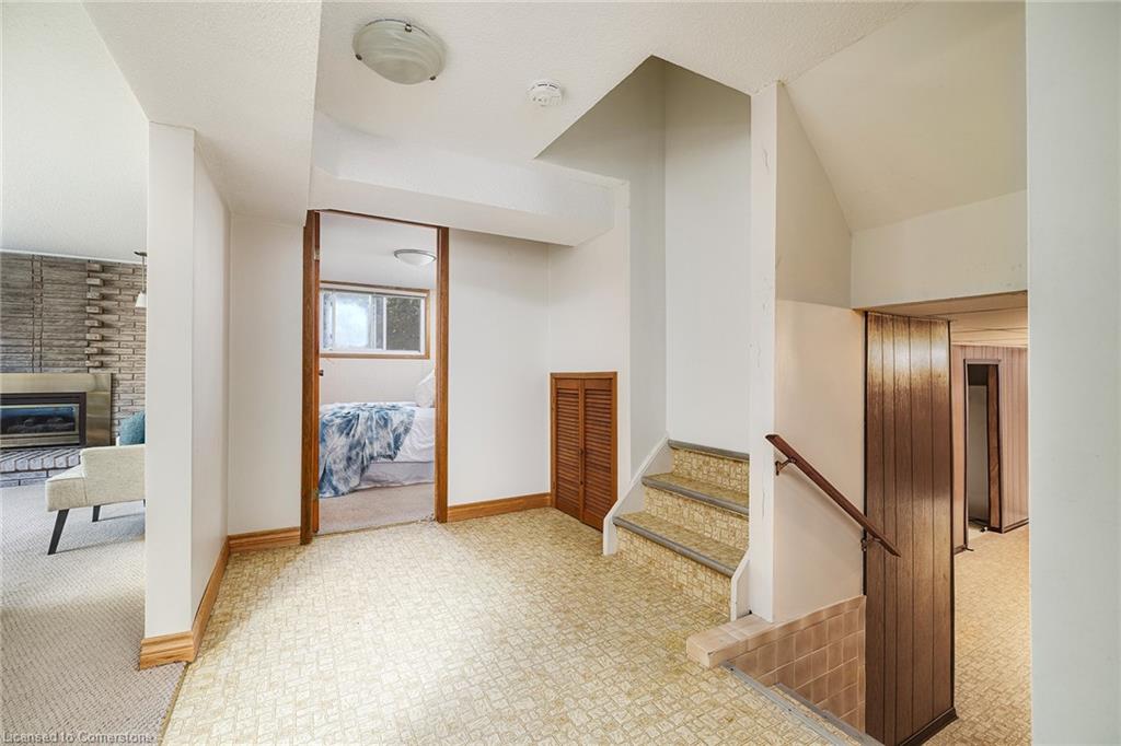 100 Hadeland Avenue Property Photo 25