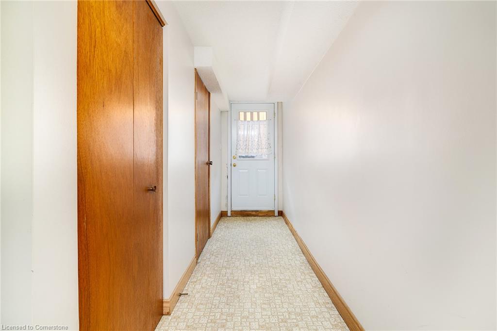 100 Hadeland Avenue Property Photo 26