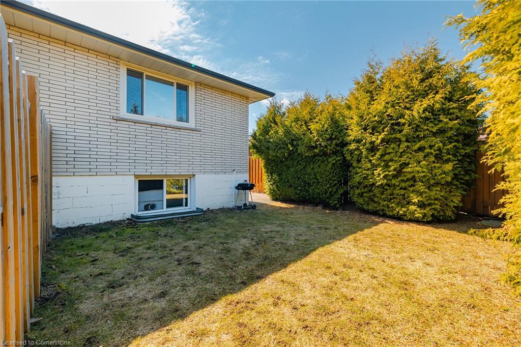 100 Hadeland Avenue Property Photo 28