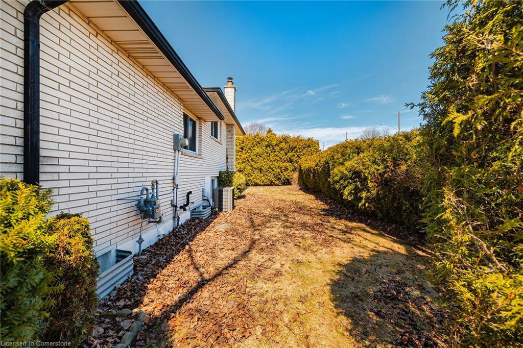 100 Hadeland Avenue Property Photo 31