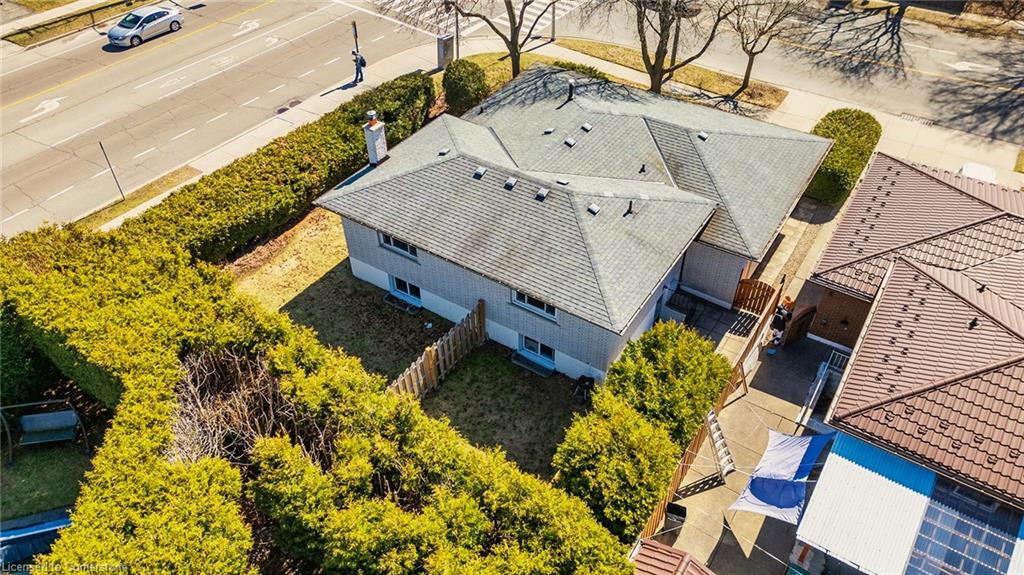 100 Hadeland Avenue Property Photo 32