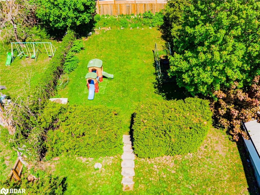 46 Grove Street W Property Photo 6