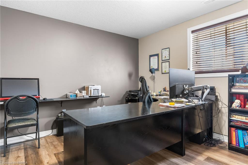 37 Macdonald Crescent Property Photo 20