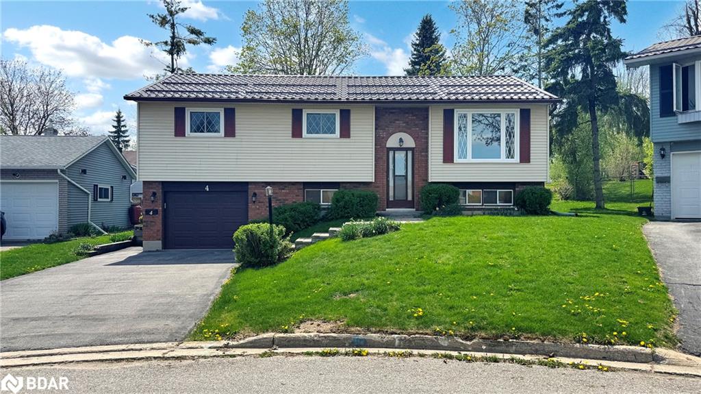 4 Gaudaur Court Property Photo 1