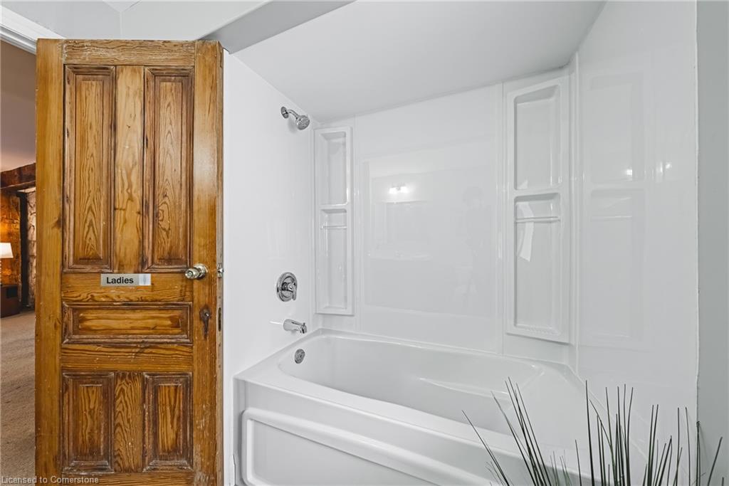 110 Freelton Road Property Photo 12