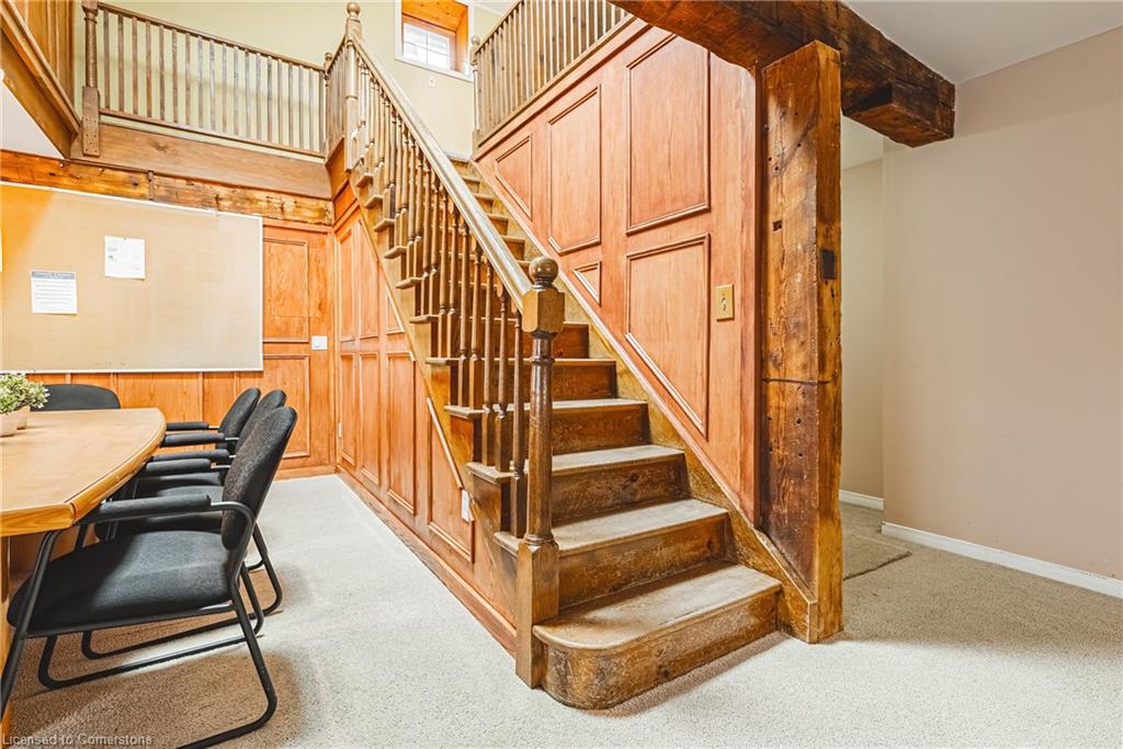 110 Freelton Road Property Photo 17