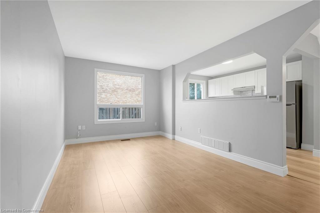 33-1350 Limeridge Road E Property Photo 7