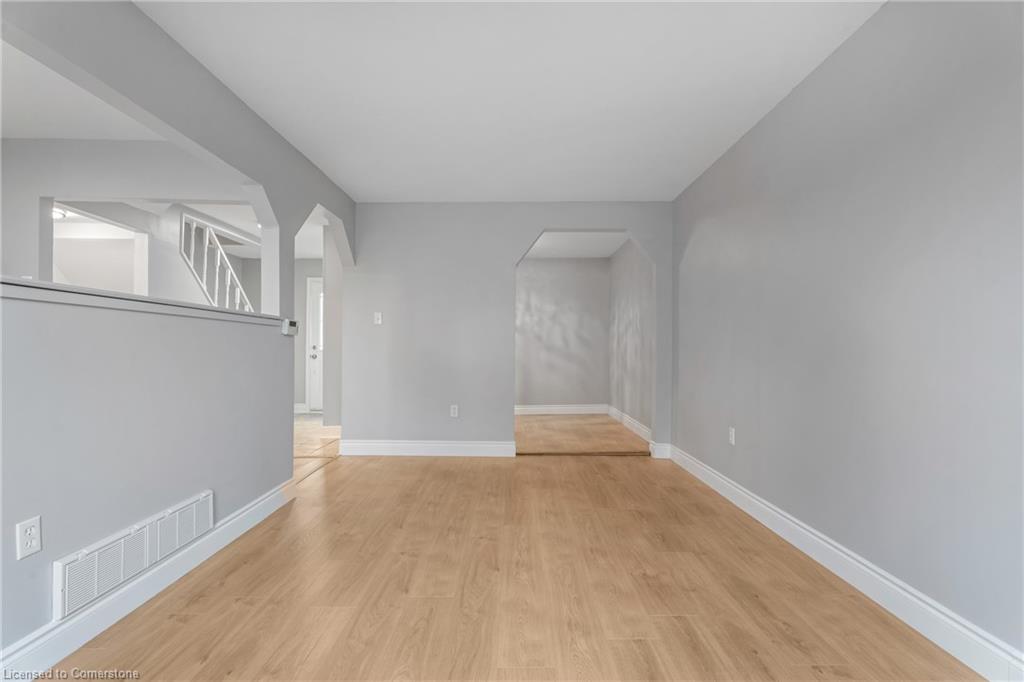 33-1350 Limeridge Road E Property Photo 8