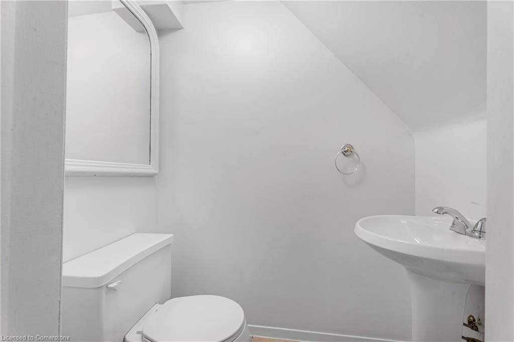 33-1350 Limeridge Road E Property Photo 22