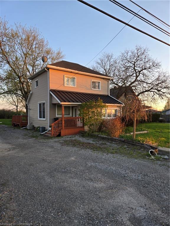 714 Main Street W Property Photo