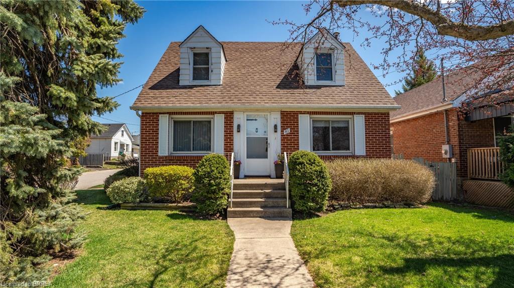 81 Lyons Avenue Property Photo