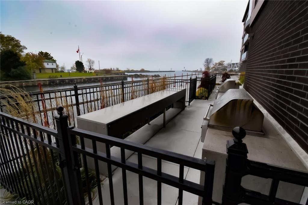 38 Harbour Street Property Photo 40