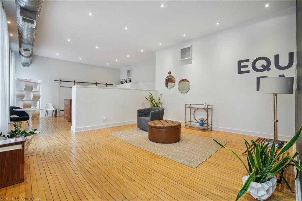 200-41 King William Street Property Photo 16