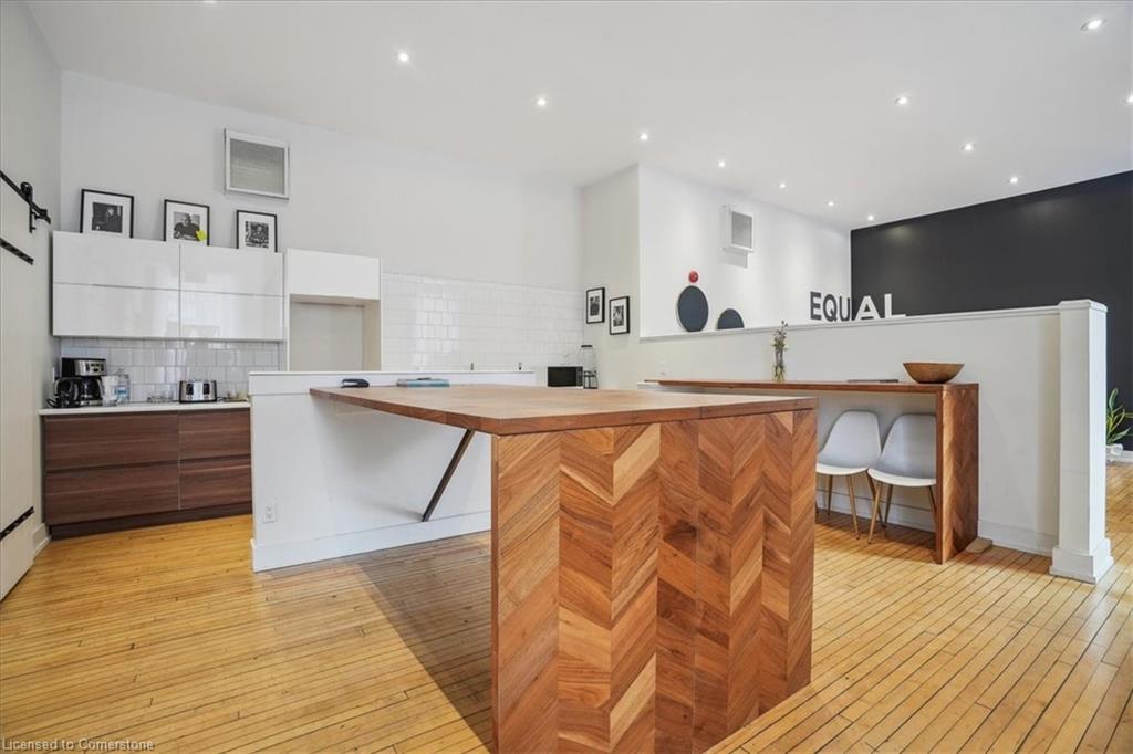 200-41 King William Street Property Photo 21