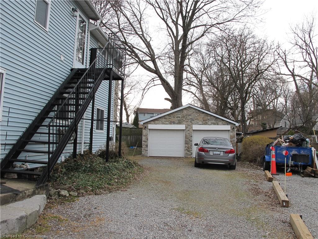 4233 May Avenue Property Photo 4