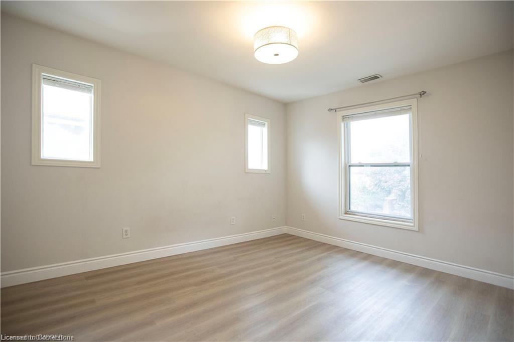2-49 Fairleigh Avenue Property Photo 5