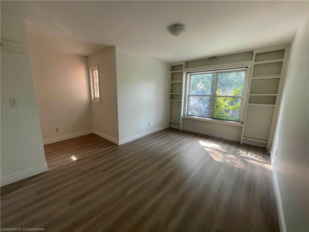 2-49 Fairleigh Avenue Property Photo 11