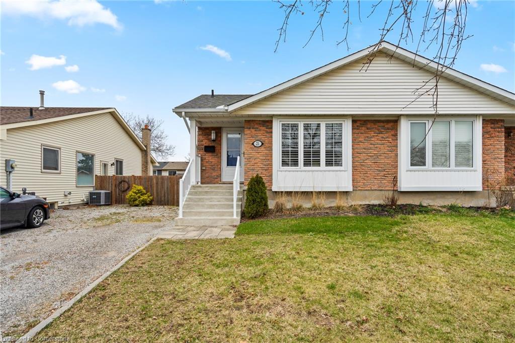 455 Secord Woods Real Estate Listings Main Image