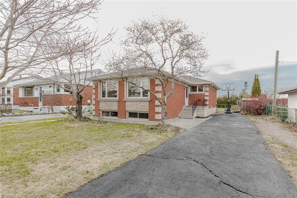 90 Welbourn Drive Property Photo