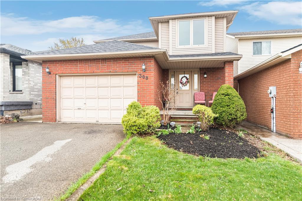 308 Acadia Drive Property Photo 1
