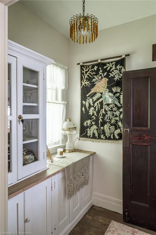 227 Green Street Property Photo 10