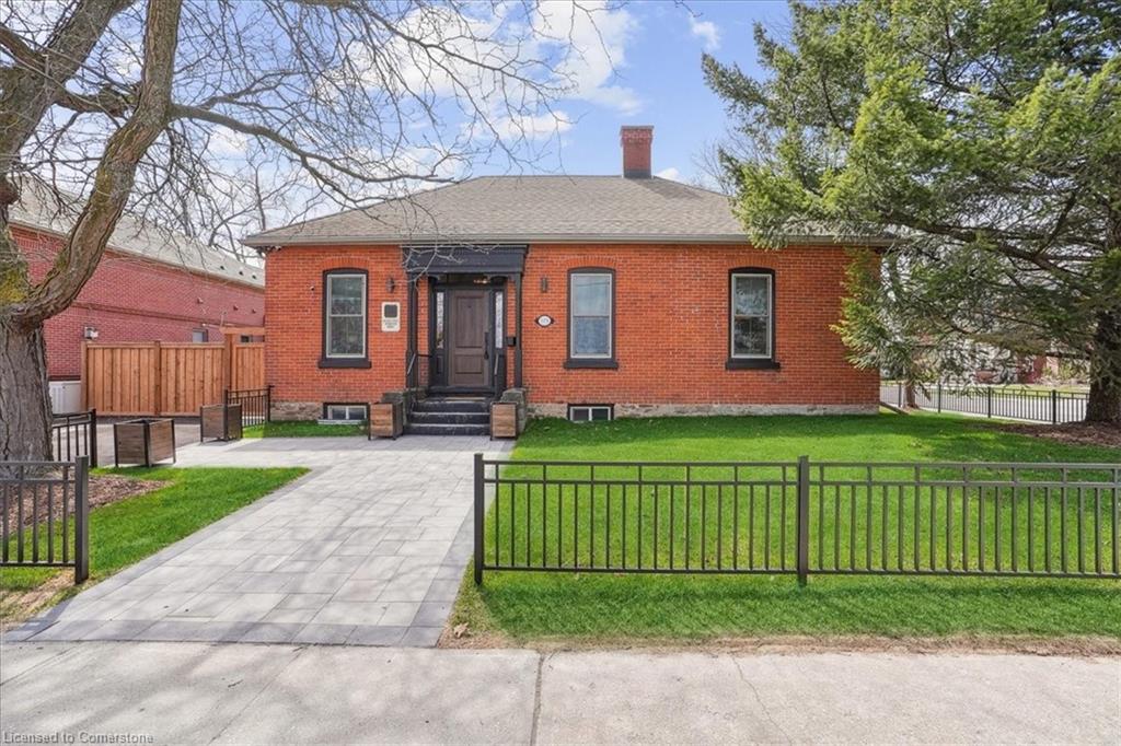 524 Locust Street Property Photo