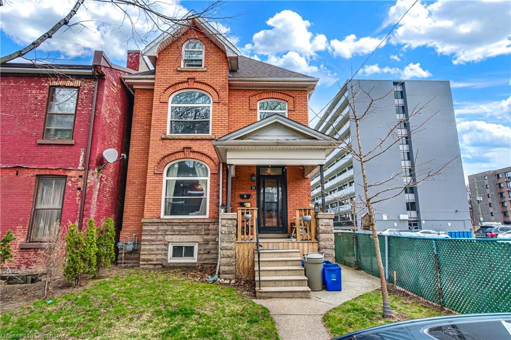54 West Avenue N Property Photo