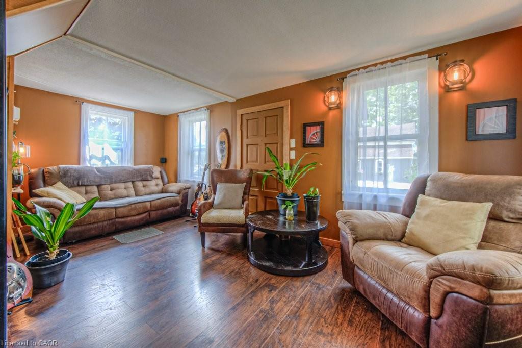 5995 Deborah Glaister Line Property Photo 15