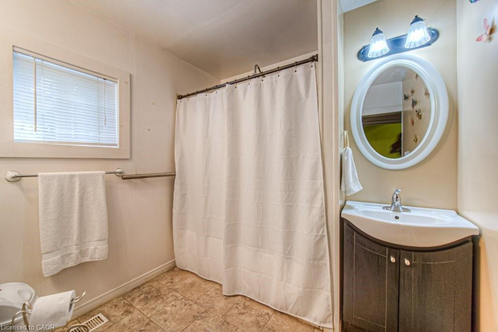 5995 Deborah Glaister Line Property Photo 21