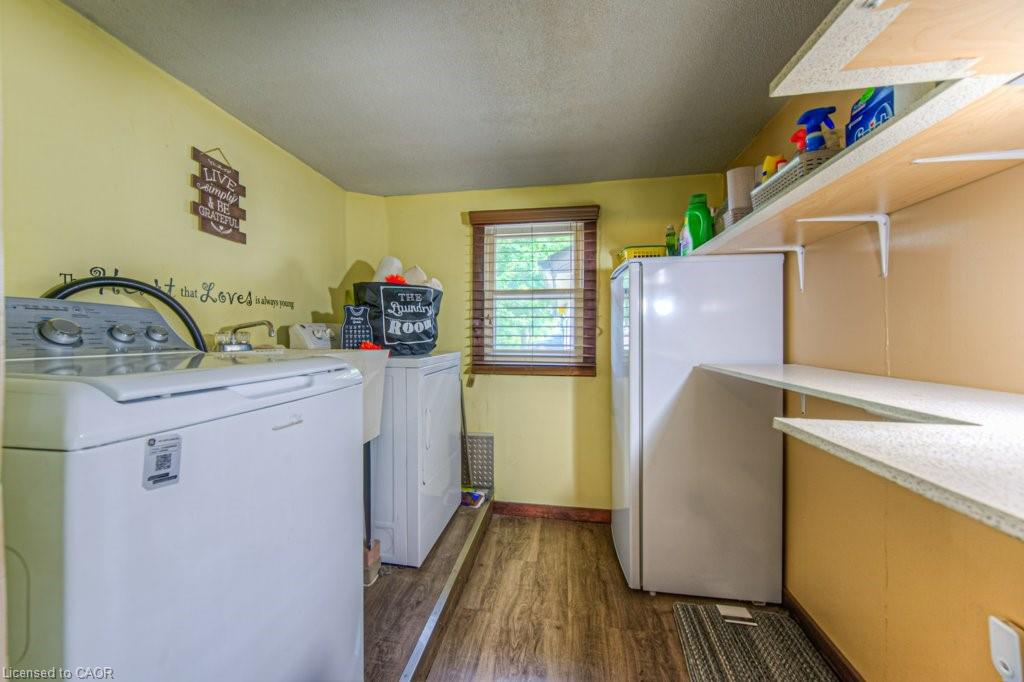 5995 Deborah Glaister Line Property Photo 23