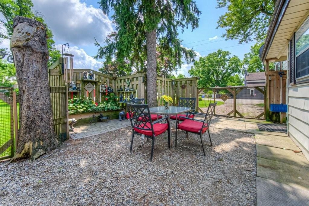 5995 Deborah Glaister Line Property Photo 30