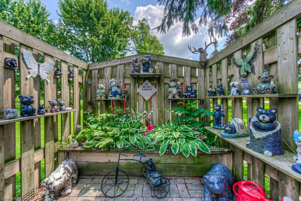 5995 Deborah Glaister Line Property Photo 31