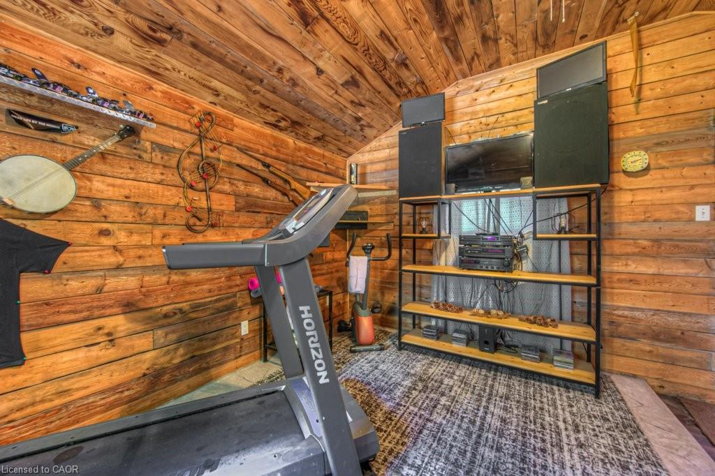 5995 Deborah Glaister Line Property Photo 33