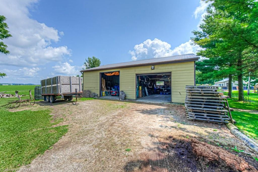 5995 Deborah Glaister Line Property Photo 37