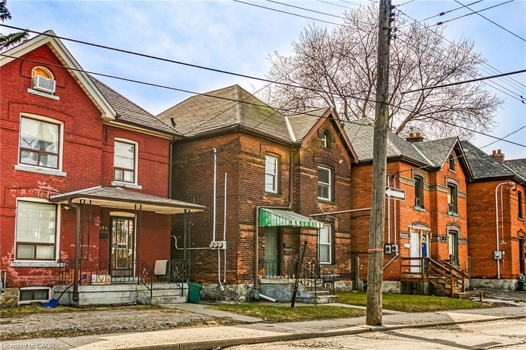 694 Wilson Street Property Photo 2